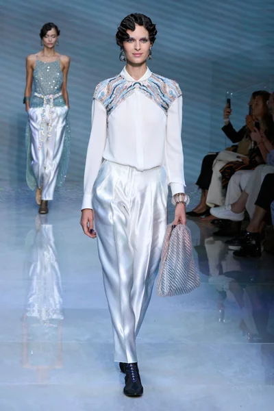 Look 47
